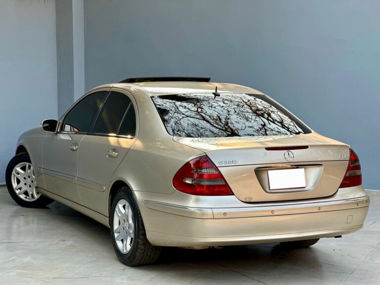 Mercesdes E320
